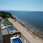 Adria Seafront C Private Pool Pet Friendly *