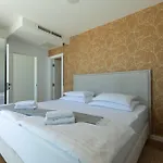 Adria Seafront C Private Pool Pet Friendly *