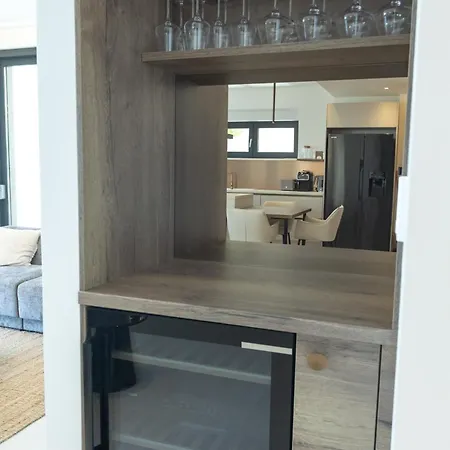 Adria Seafront C Private Pool Pet Friendly