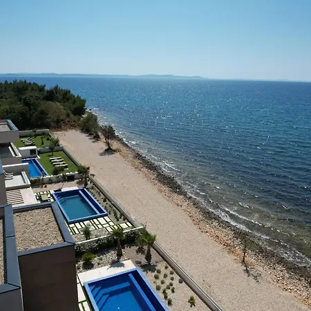 Adria Seafront C Private Pool Pet Friendly *