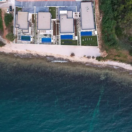 Adria - Pet-friendly Seafront C With Private Pool Villa