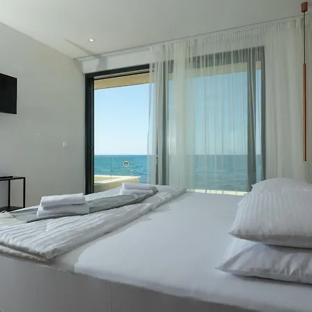 Adria - Pet-friendly Seafront C With Private Pool Villa