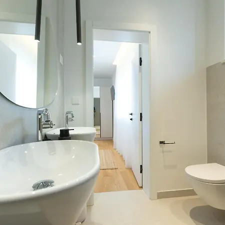 Adria - Pet-friendly Seafront C With Private Pool *