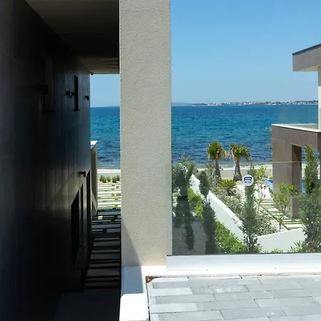 Adria - Pet-friendly Seafront C With Private Pool Villa