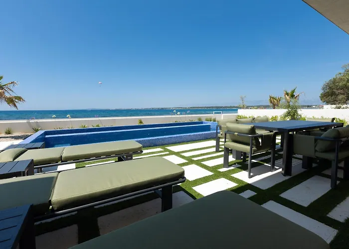 Adria Seafront C Private Pool Pet Friendly Villa *