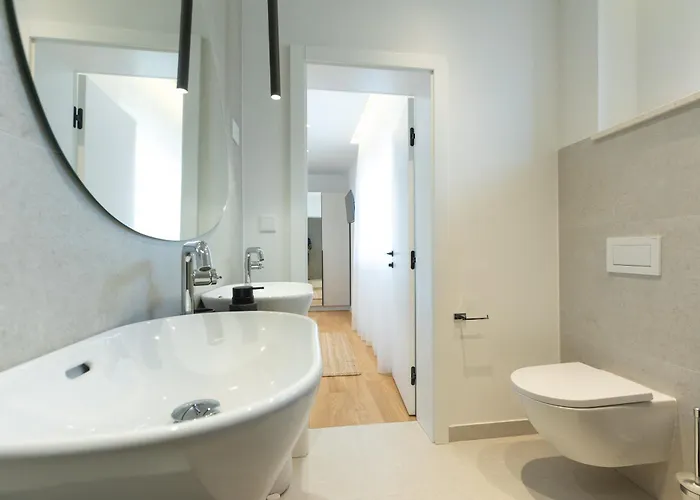 Adria Seafront C Private Pool Pet Friendly *