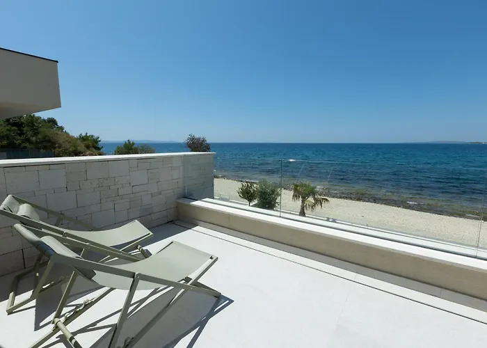 Adria - Pet-friendly Seafront C With Private Pool * Zaton (Zadar)