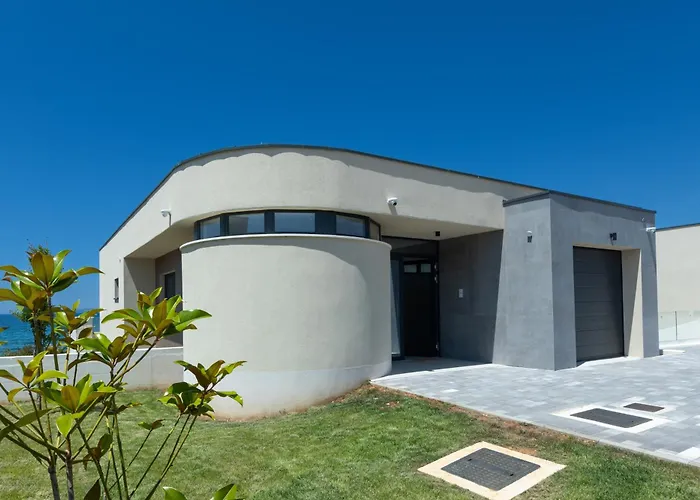 Villa Adria Seafront C Private Pool Pet Friendly Zaton (Zadar)