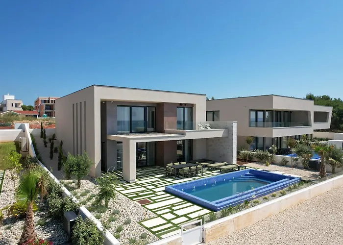 Adria Seafront C Private Pool Pet Friendly Villa *