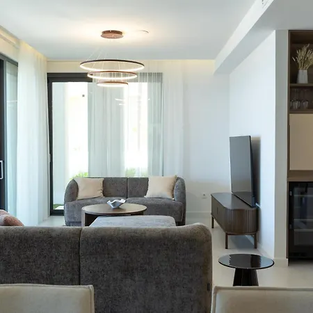Adria - Pet-friendly Seafront C With Private Pool *