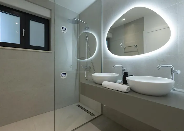 Adria - Pet-friendly Seafront C With Private Pool Villa Zaton (Zadar)